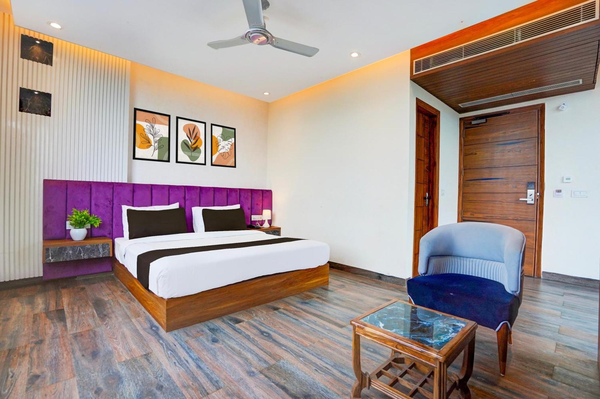 Hotel Marina Near Igi Airport Delhi New Delhi Exterior foto