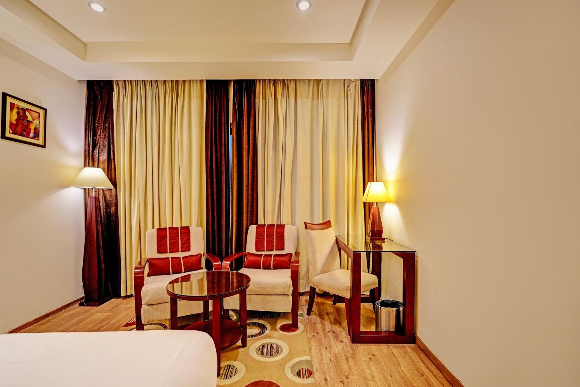Hotel Marina Near Igi Airport Delhi New Delhi Exterior foto